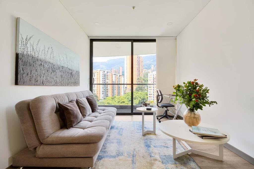 Apartamento 1304 El Poblado Con Espectacular Vista