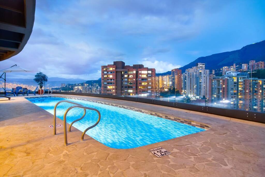 1304 El Poblado Con Espectacular Vista Medellín